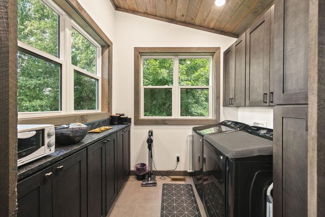 744 Bear Walk Road, Mineral Bluff, GA 30559
