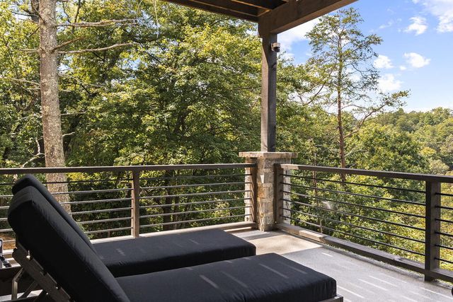 744 Bear Walk Road, Mineral Bluff, GA 30559