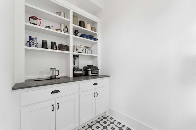 5120 Worth Street, Dallas, TX 75214