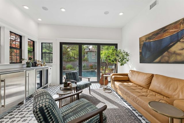 5120 Worth Street, Dallas, TX 75214