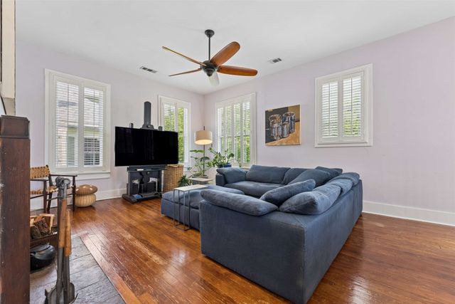 5120 Worth Street, Dallas, TX 75214