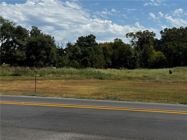 1018 S Main Street, Cave Springs, AR 72762
