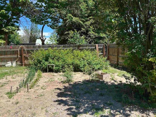 604 8th Ave E, Jerome, ID 83338