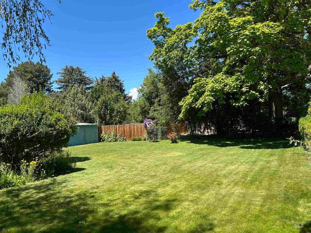 604 8th Ave E, Jerome, ID 83338