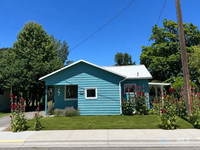 604 8th Ave E, Jerome, ID 83338