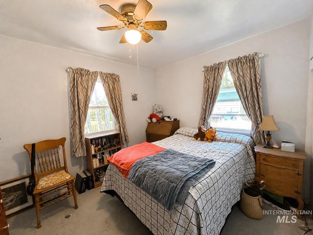 604 8th Ave E, Jerome, ID 83338