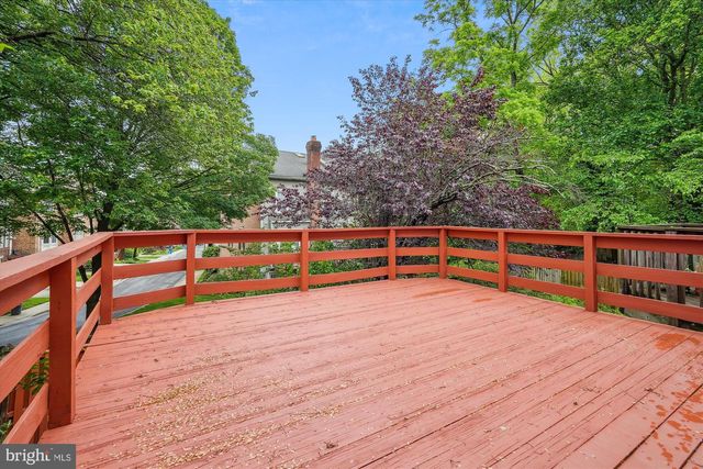 10903 PEBBLE RUN DR, Silver Spring, MD 20902