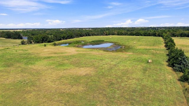 878 County Road 2900, Dodd City, TX 75438