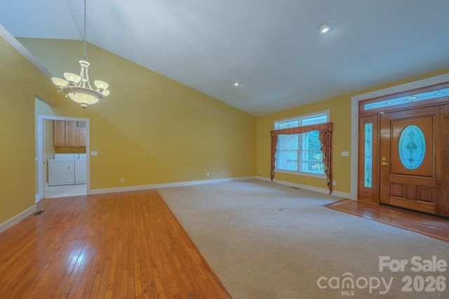 5 Kari Circle, Candler, NC 28715