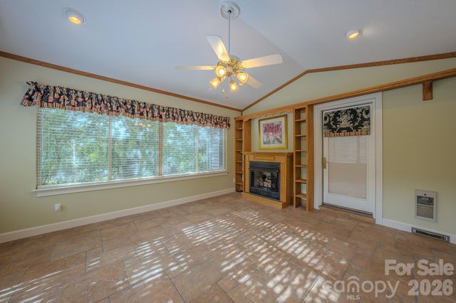 5 Kari Circle, Candler, NC 28715