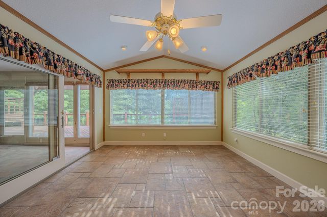 5 Kari Circle, Candler, NC 28715