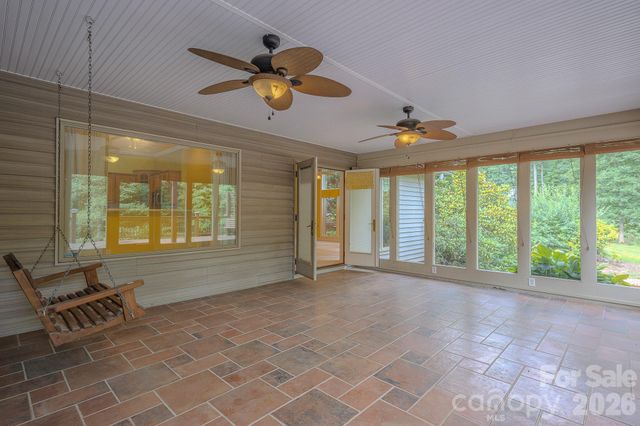 5 Kari Circle, Candler, NC 28715
