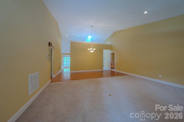 5 Kari Circle, Candler, NC 28715