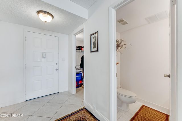 901 S Atlantic Ave Apt 102, Ormond Beach, FL 32176