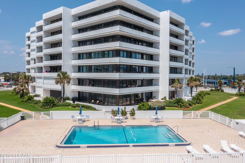901 S Atlantic Ave Apt 102, Ormond Beach, FL 32176
