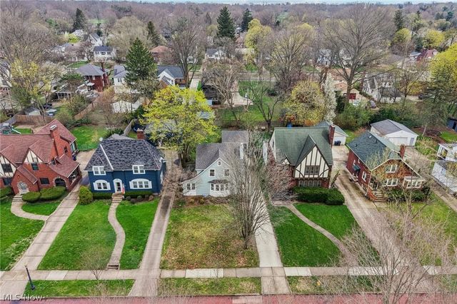 141 Melbourne Avenue, Akron, OH 44313