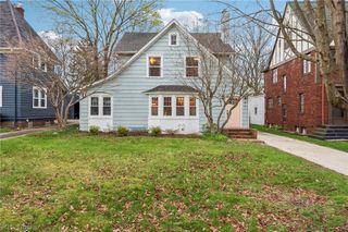 141 Melbourne Avenue, Akron, OH 44313