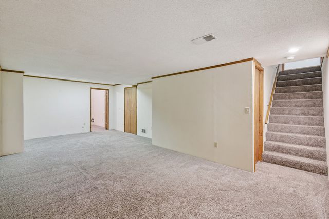 1533 2nd Avenue, Camanche, IA 52730