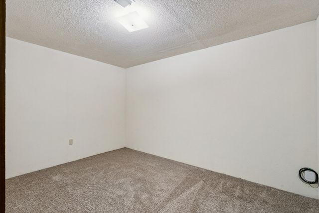 1533 2nd Avenue, Camanche, IA 52730