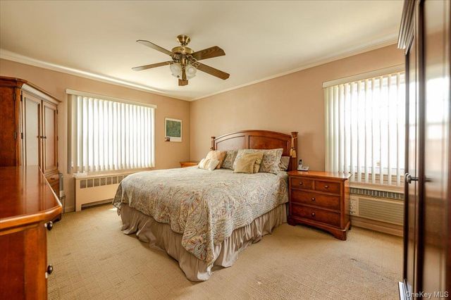 2015 Narragansett Avenue, Bronx, NY 10461