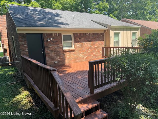 1020 Fenley Ave, Louisville, KY 40222