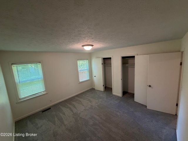 1020 Fenley Ave, Louisville, KY 40222