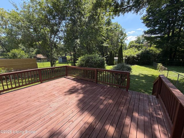 1020 Fenley Ave, Louisville, KY 40222