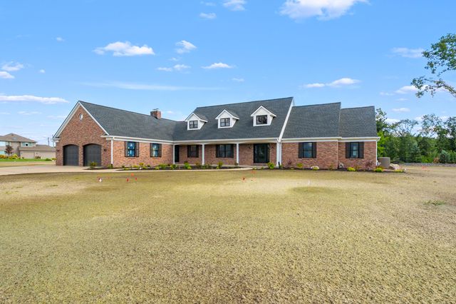 5217 Green Pine Lane, Kalamazoo, MI 49009