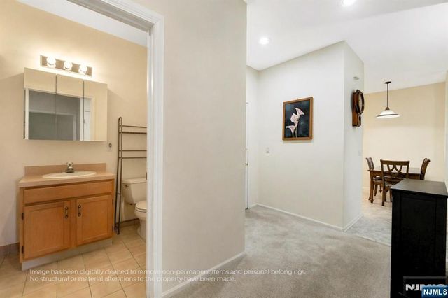 6412 Richmond Road 412, West Milford, NJ 07480