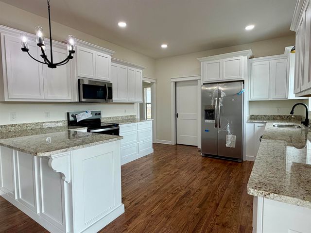 172 NEW BETHEL RD, Selmer, TN 38375