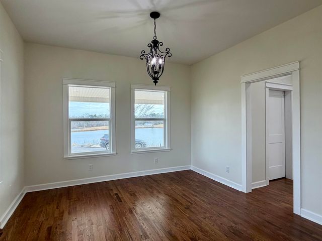 172 NEW BETHEL RD, Selmer, TN 38375