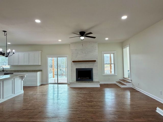 172 NEW BETHEL RD, Selmer, TN 38375