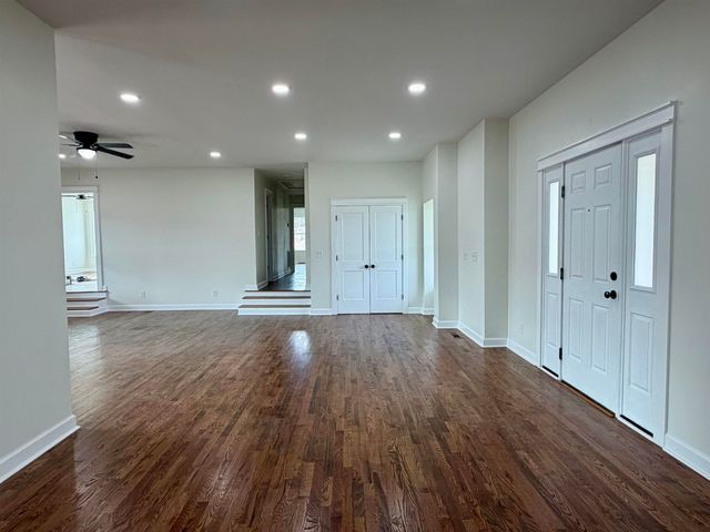 172 NEW BETHEL RD, Selmer, TN 38375