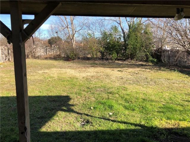 3228 N Bell Avenue, Denton, TX 76207