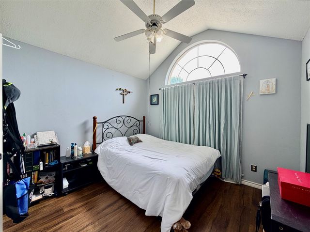 3228 N Bell Avenue, Denton, TX 76207