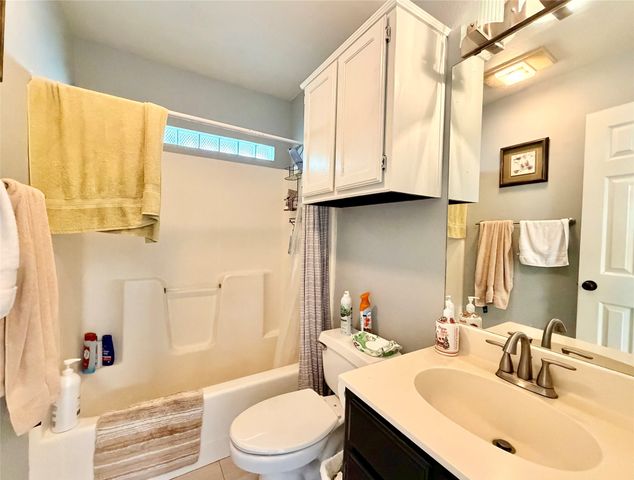 3228 N Bell Avenue, Denton, TX 76207