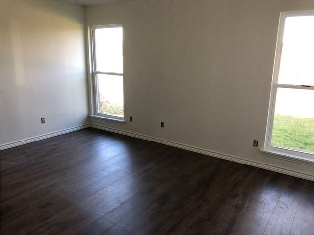 3228 N Bell Avenue, Denton, TX 76207