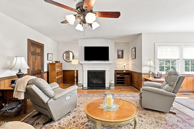 119 N College Street, Youngsville, NC 27596