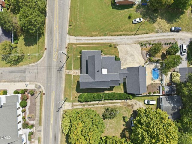 119 N College Street, Youngsville, NC 27596