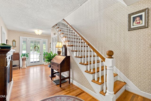 119 N College Street, Youngsville, NC 27596