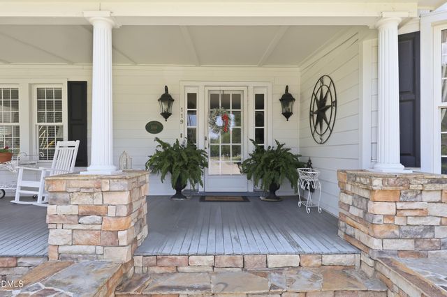 119 N College Street, Youngsville, NC 27596