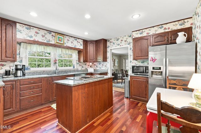 119 N College Street, Youngsville, NC 27596