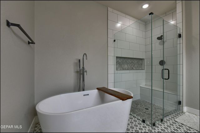 7431 SIDEWINDER BEND, El Paso, TX 79911