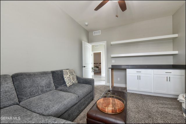 7431 SIDEWINDER BEND, El Paso, TX 79911