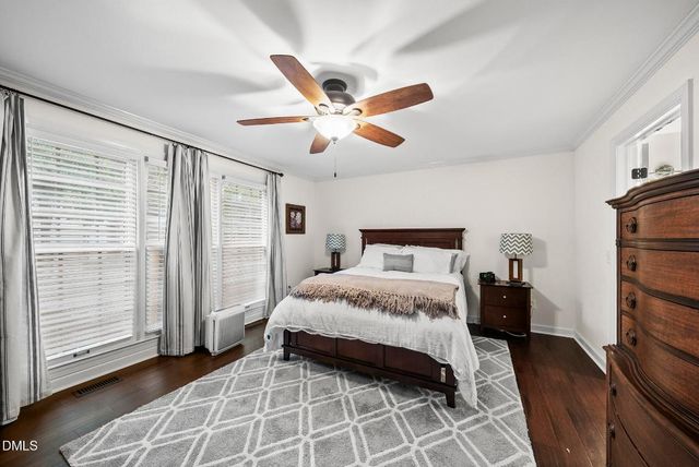 116 E Laurenbrook Court, Cary, NC 27518