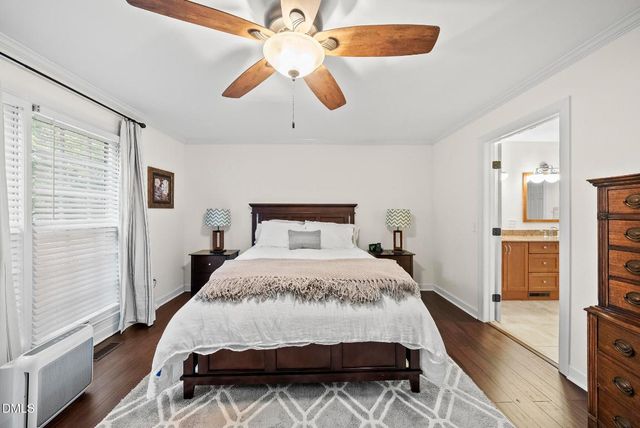 116 E Laurenbrook Court, Cary, NC 27518