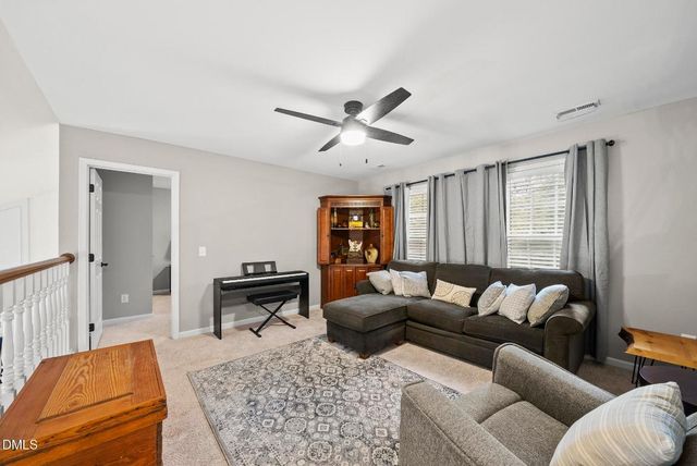 116 E Laurenbrook Court, Cary, NC 27518