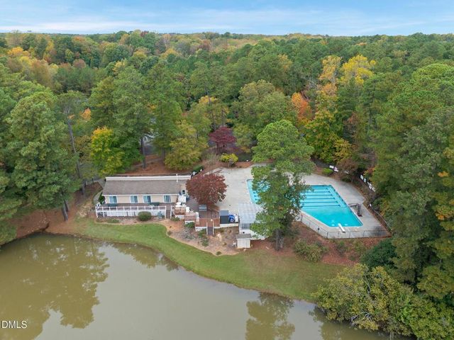 116 E Laurenbrook Court, Cary, NC 27518