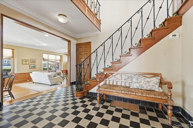 156 Beach 147th Street, Neponsit, NY 11694