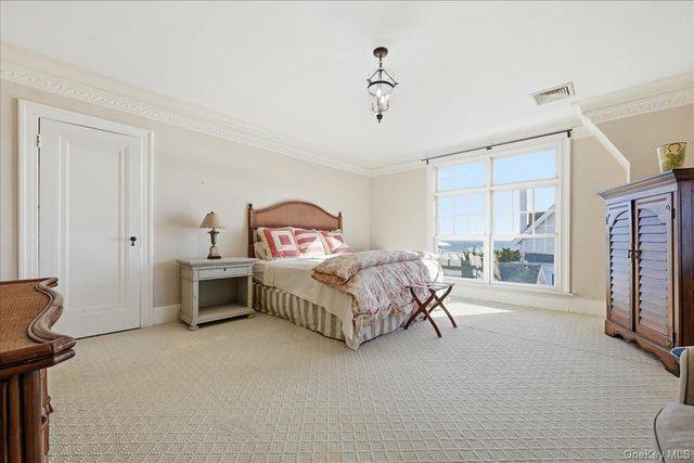 156 Beach 147th Street, Neponsit, NY 11694